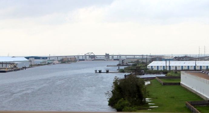 New-Orleans-Industrial-Canal-Seabrook-Floodgate