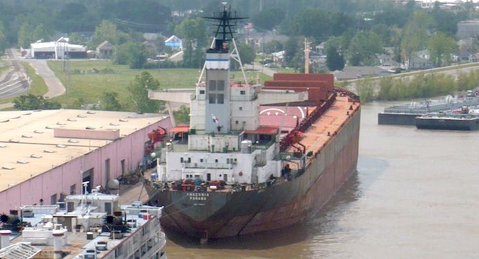 Mississippi-River-Shipping